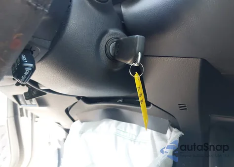 2021 Toyota C-Hr Le z USA, uszkodzony, nr VIN JTNKHMBX6M1105091